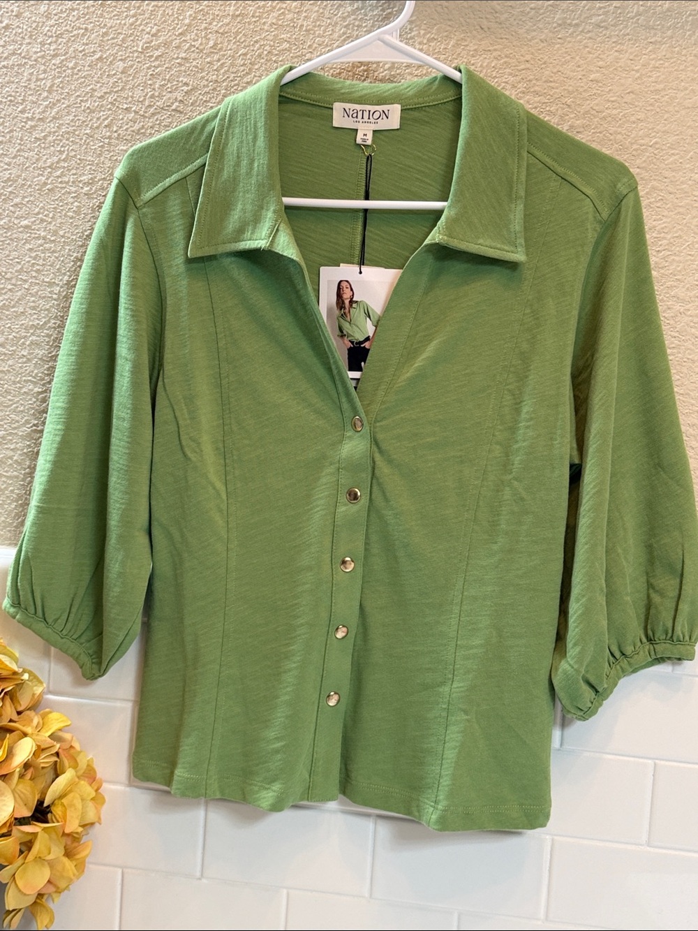 Nation Los Angeles Shirt 100% Cotton 
NEW with Tags 
Green 
Medium